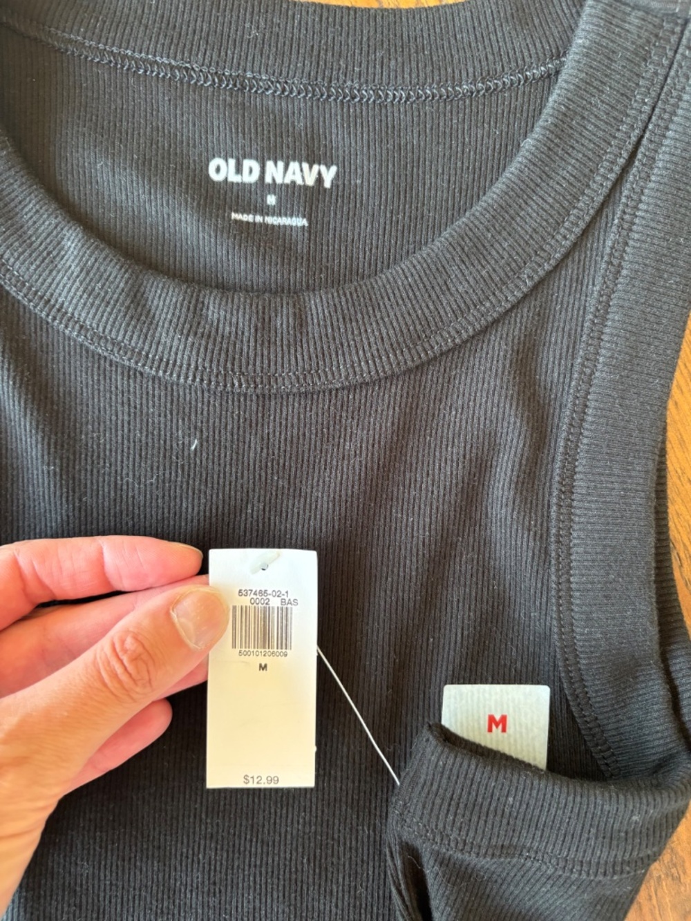 Old Navy Black Ribbed Tank Top - Picture 4 of 4